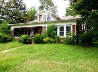 345 Center St, Mayfield, KY 42066