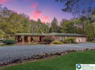 40 Lakeside Ln, Albrightsville, PA 18210