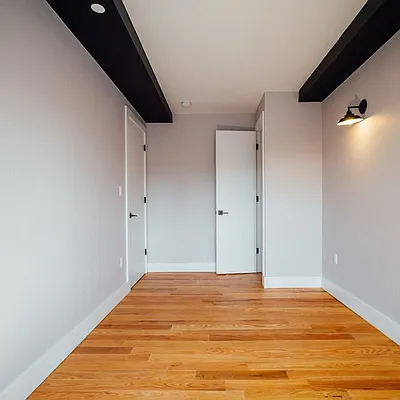 Rented by Nooklyn NYC LLC | media 19