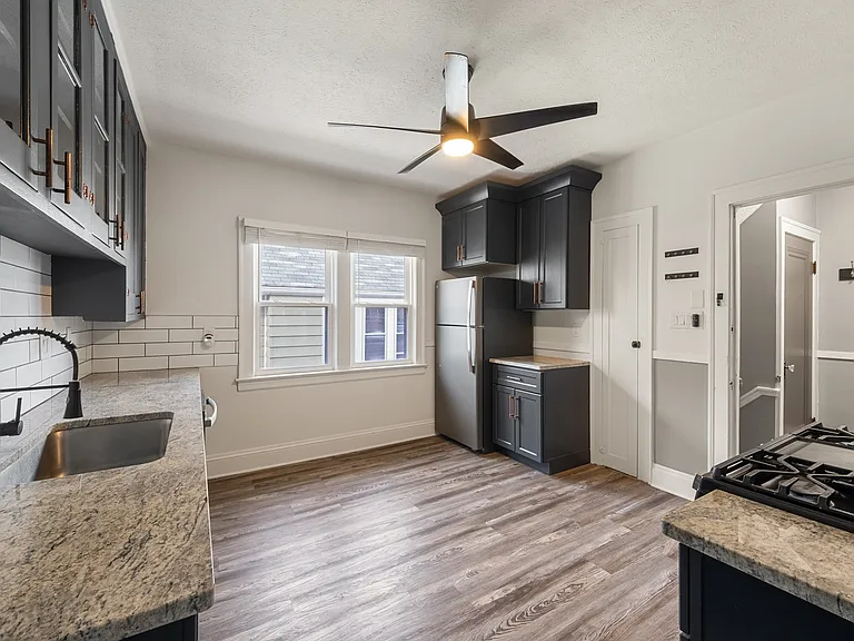 14521 Garfield Ave #2 — Photo 7