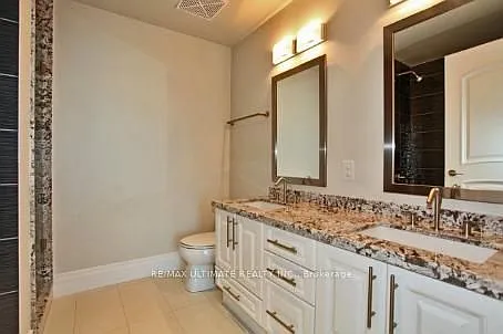 33 Bay St #4807 — Photo 6