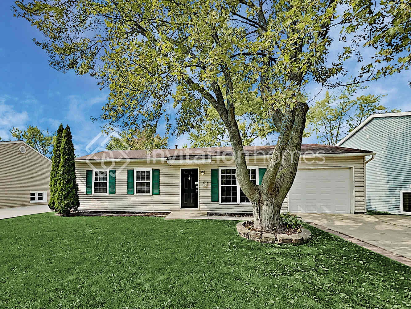 202 Mayfield Dr Streamwood, IL 60107 — Photo 1