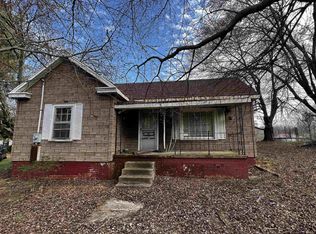 1434 N Main St, Roxboro, NC 27573