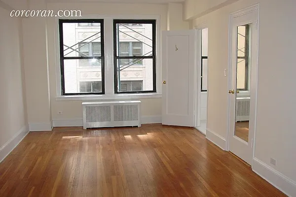 Rented by Corcoran | media 19