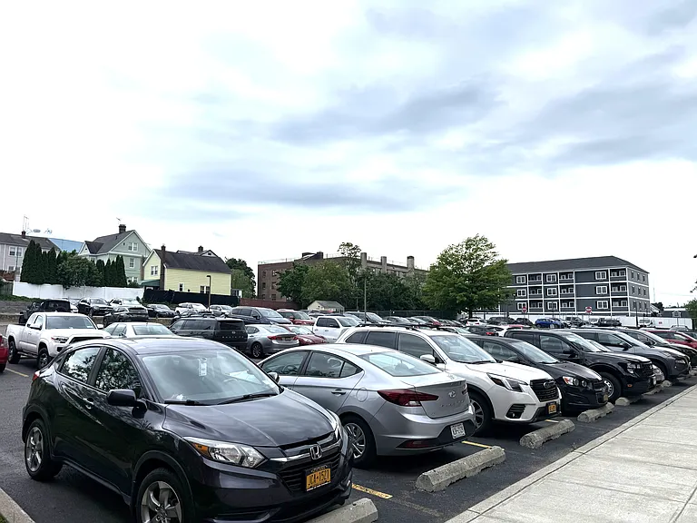370 Westchester Ave #4R — Photo 11