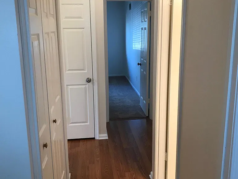 42 Bellaire Dr — Photo 17