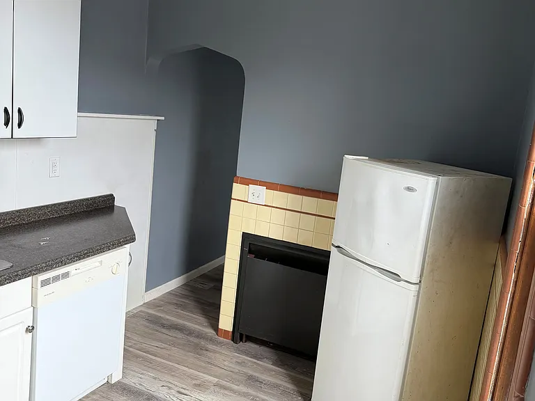 551 Spring St #204 — Photo 7