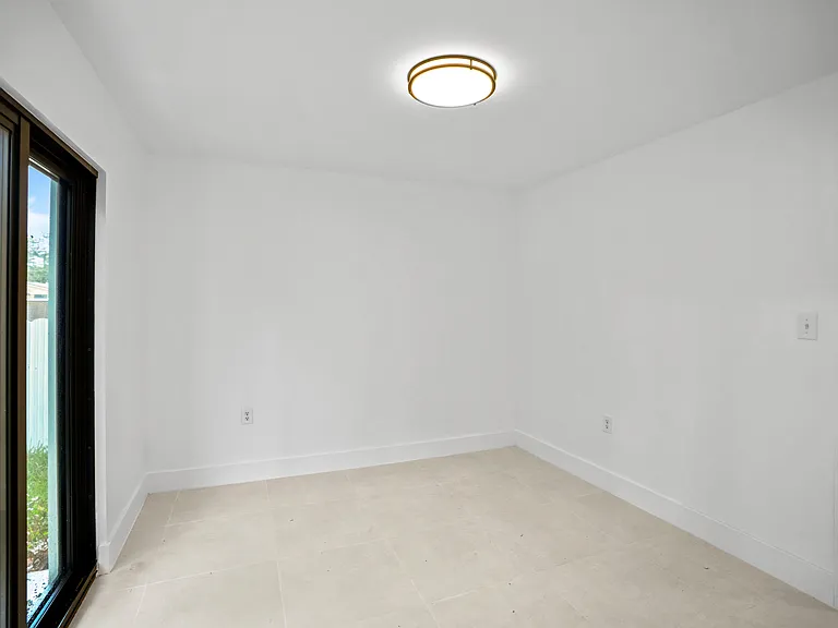 5817 NW 30th Ave #5817 — Photo 16
