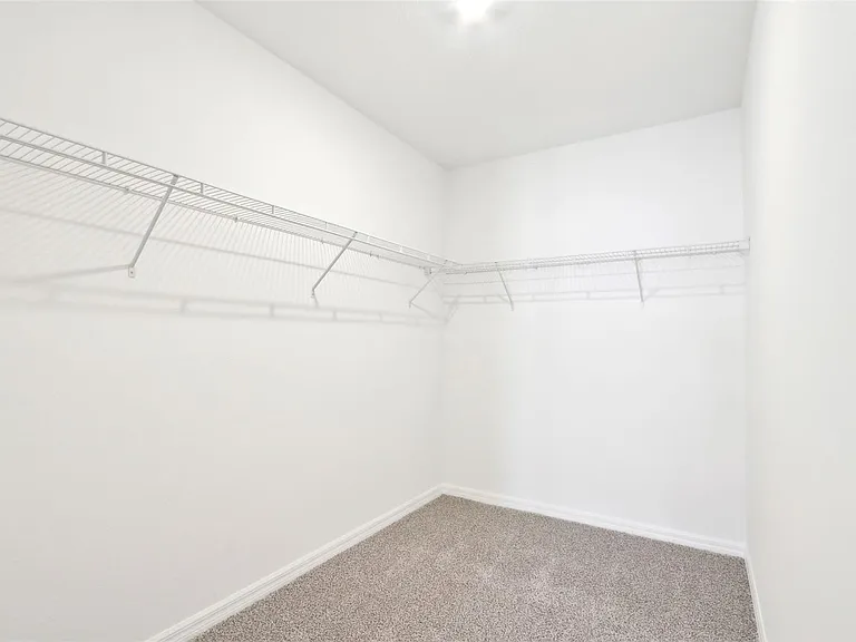 2501 Merseyside Ct — Photo 13