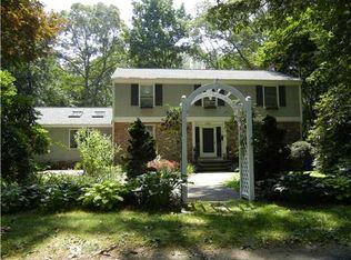 175 Linden Dr, Kingston, RI 02881