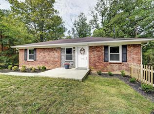 3702 Candlewood Way, Jeffersontown, KY 40299