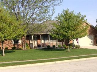 310 Orchard Dr, Greenville, OH 45331