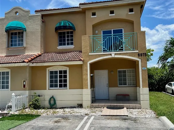6975 NW 173rd Dr, Hialeah, FL