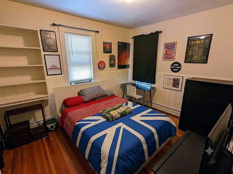 92 Medford St #3 — Photo 9