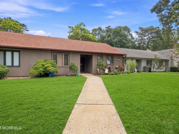 203 Clipper Court #203, Toms River, NJ 08753