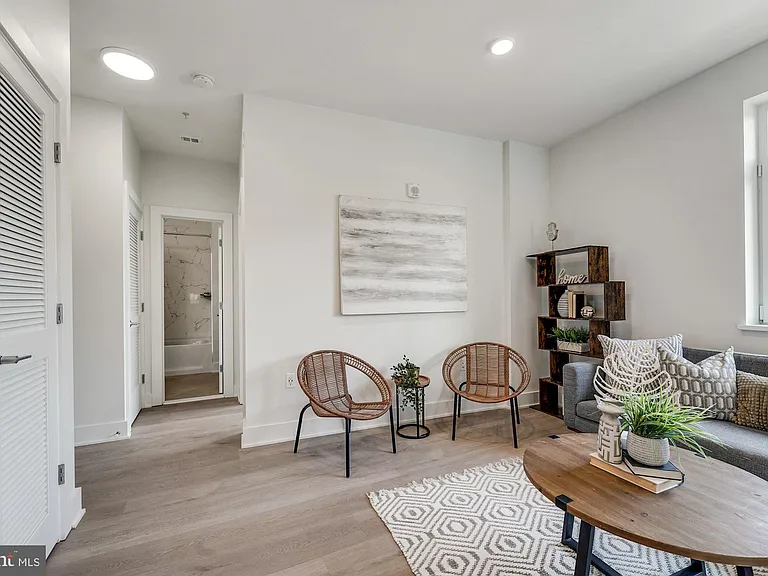 3831 Georgia Ave NW #402 — Photo 5