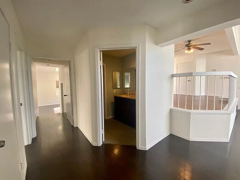3162 Darby St #210 — Photo 9