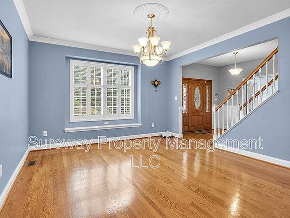 5th image of 113 Lighthouse Ln