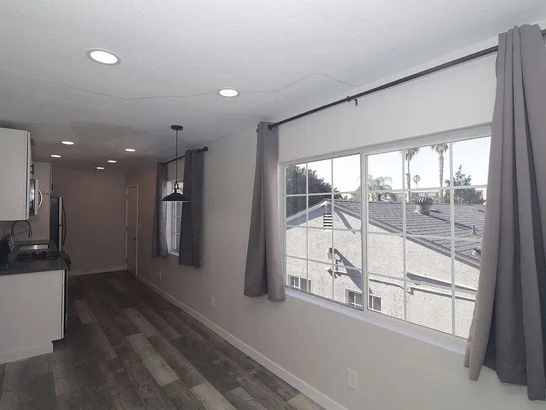 4239 Swift Ave — Photo 34