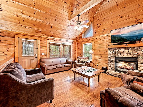 4th image of 745 Chickasaw Gap Way