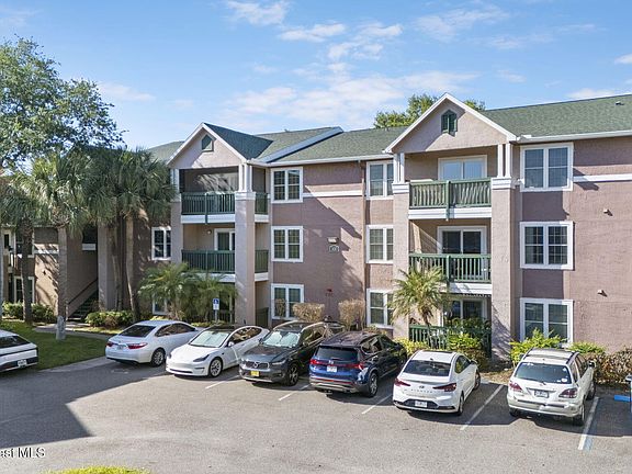 3rd image of 7667 N Wickham Rd APT 302