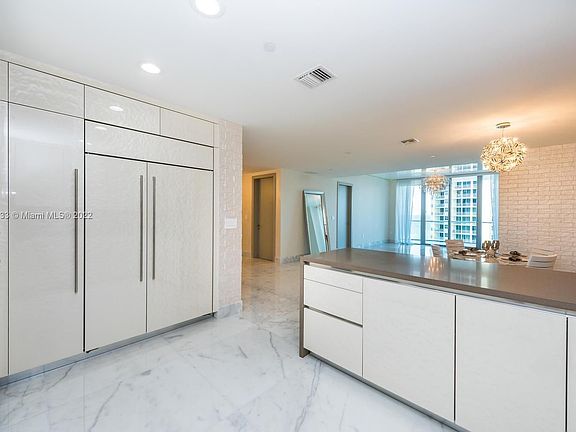 5th image of 17475 Collins Ave Unit 1002