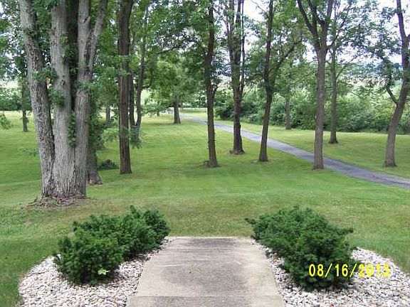 3rd image of 845 Cramertown Loop