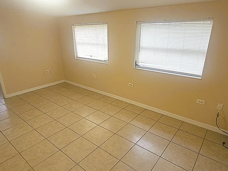 8300 Agress Ave — Photo 9