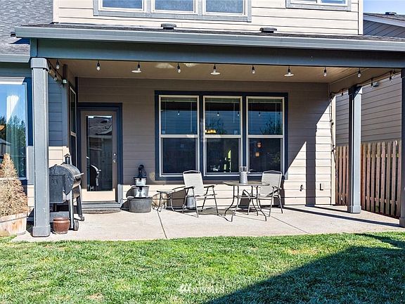5th image of 10706 NE 144th Ave