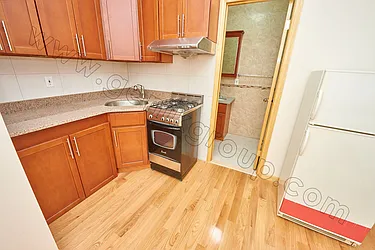 Rented by Genik Group Corp