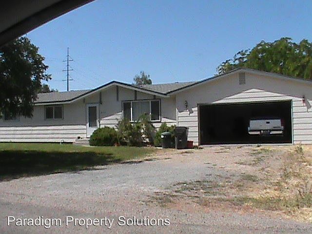2nd image of 14792 Helen Ln