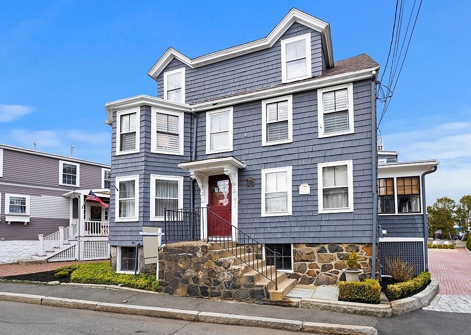 1st image of 12 Darling St #2