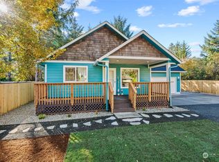 907 Falls Of Clyde Loop SE, Ocean Shores, WA