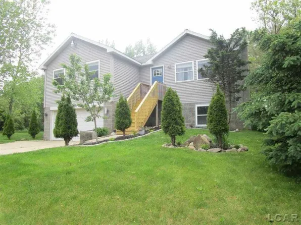 10281 Greenlawn Dr, Jerome, MI 49249