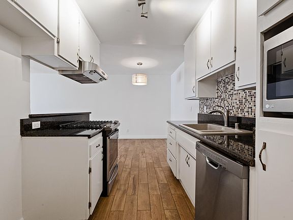 3rd image of 3480 Sawtelle Blvd #205