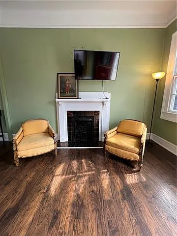 2 bed, 1.0 bath, 1600 sqft, $1,400 — Photo 4