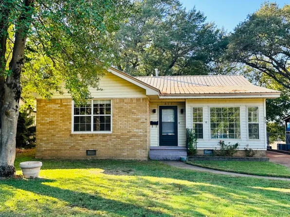 317 Prospect St, Newport, AR 72112