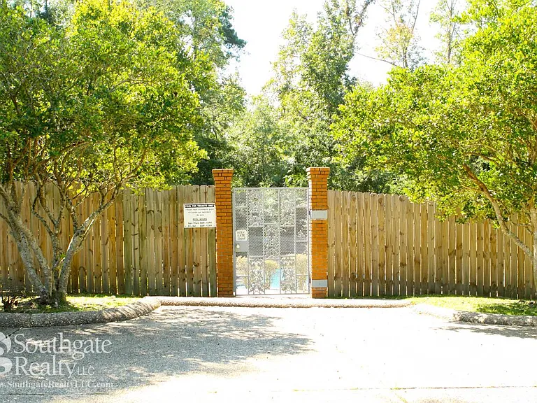 218 Woodshire Dr #218WS — Photo 49