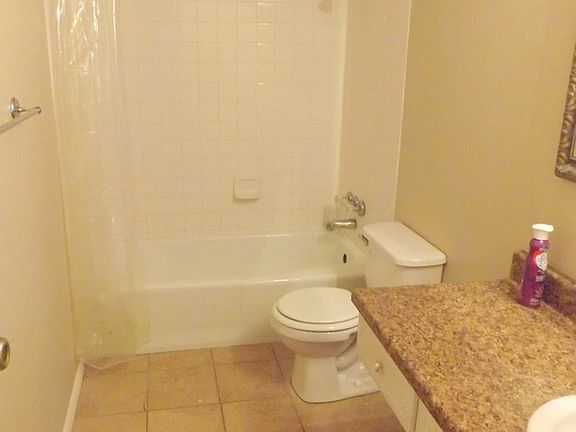 5th image of 614 N Cimarron Dr