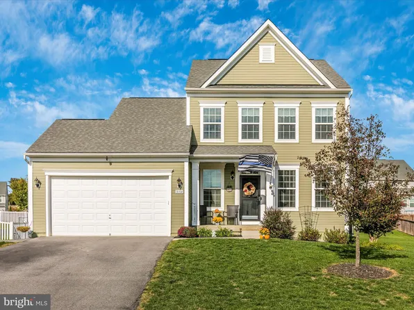 18314 Thornhill Ct, Hagerstown, MD 21740