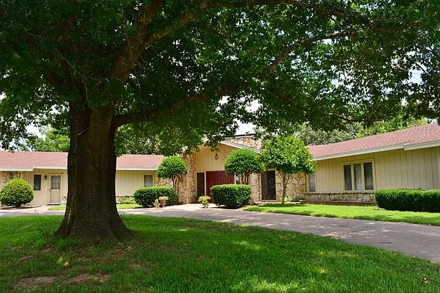 1st image of 4112 County Road 1174