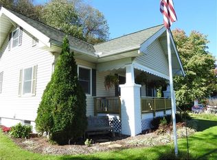 206 Gray Ave, Cabot, PA 16023