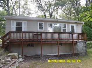 34 Vassar Trl, Hopatcong, NJ 07843