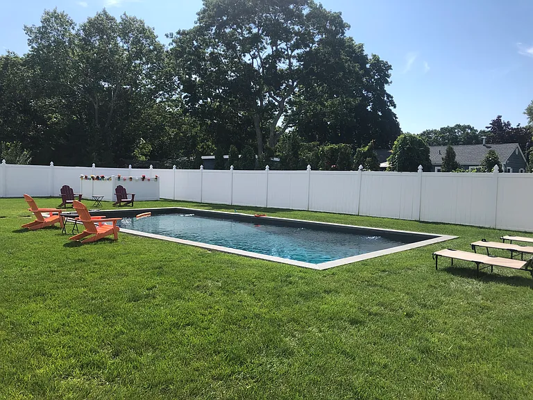 30 Tulip Ave — Photo 13