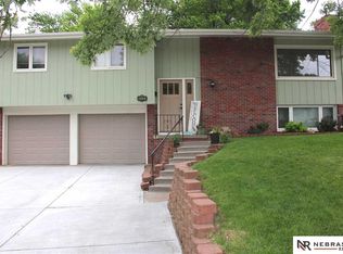 5033 S 95th Cir, Omaha, NE 68127
