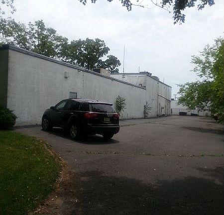3rd image of 201 Blackford Ave
