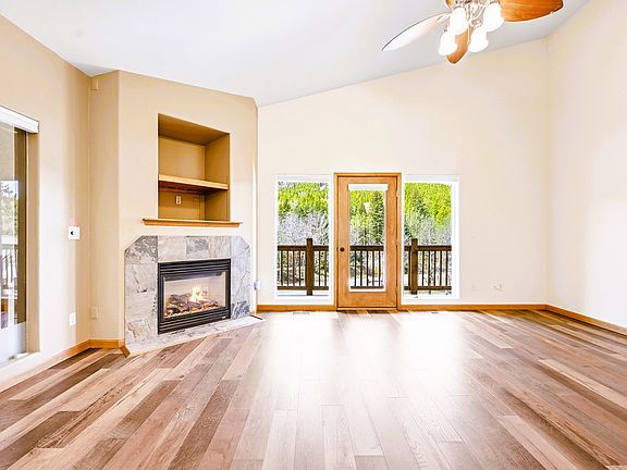 4th image of 9168 Black Mountain Dr APT 6