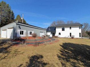 5260 Dyreson Rd, Dodgeville, WI 53533