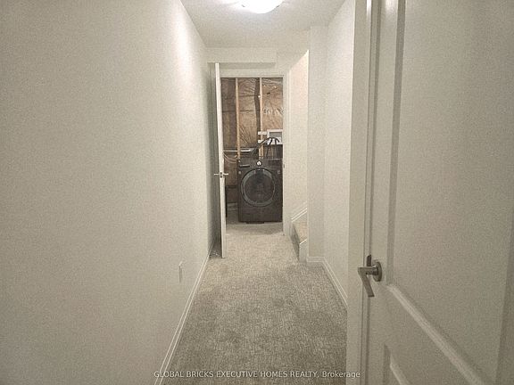 3rd image of 31 Saffron Way