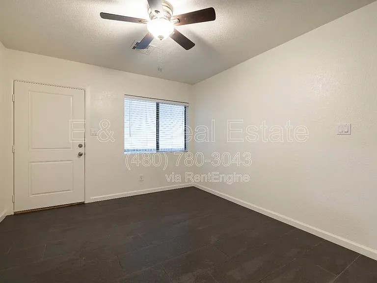 3034 N 35th St #3 — Photo 2